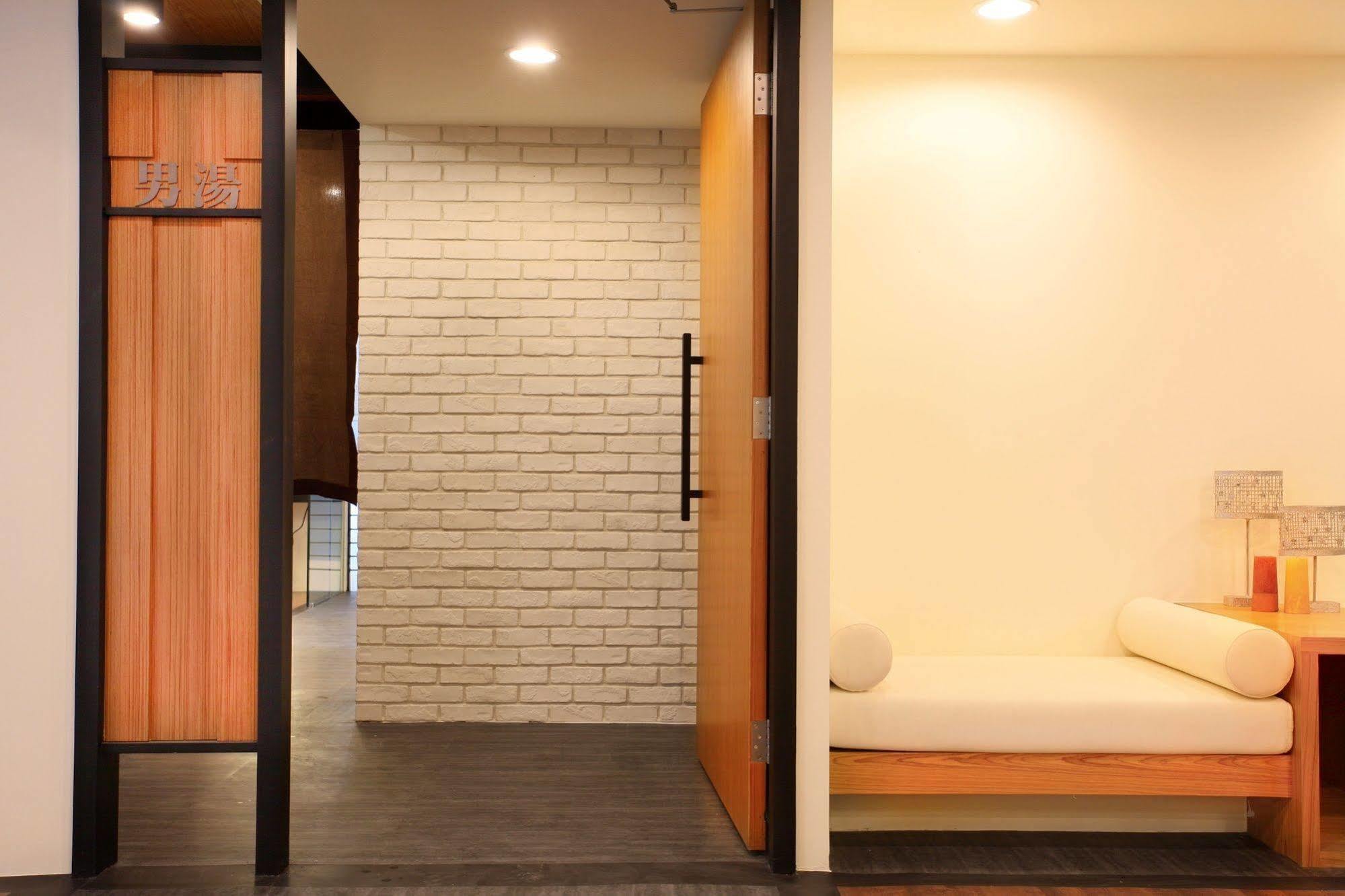 Spring Spa Hotel Wulai Exteriör bild